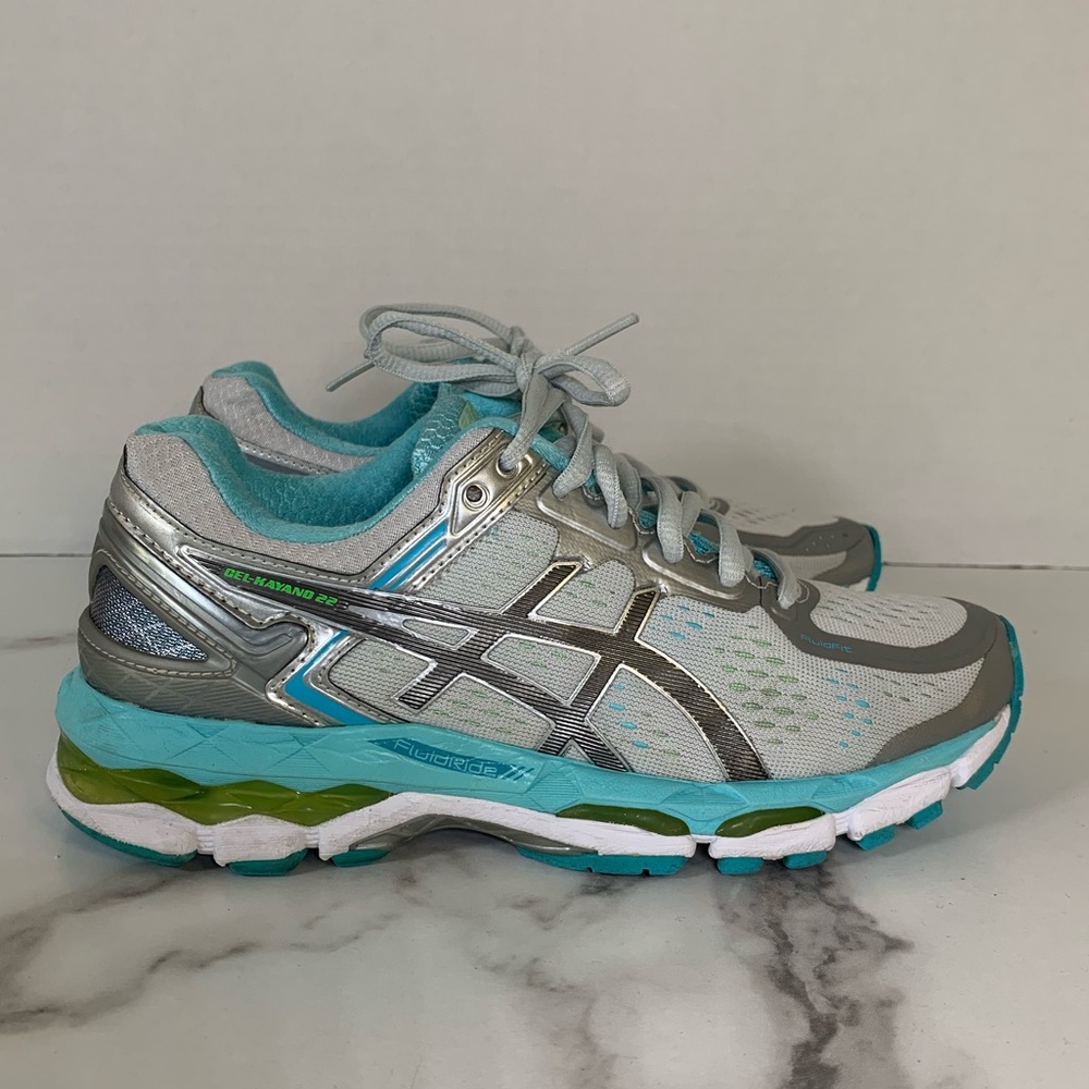 ASICS Gel-Kayano 22 Women’s Running Shoes Sz 5
